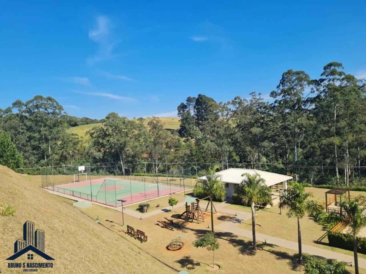 Casa à venda com 3 quartos, 1 suíte, 4 vagas e 255m² no Parque Dom Henrique, Cotia (SP) — foto 25 de 30