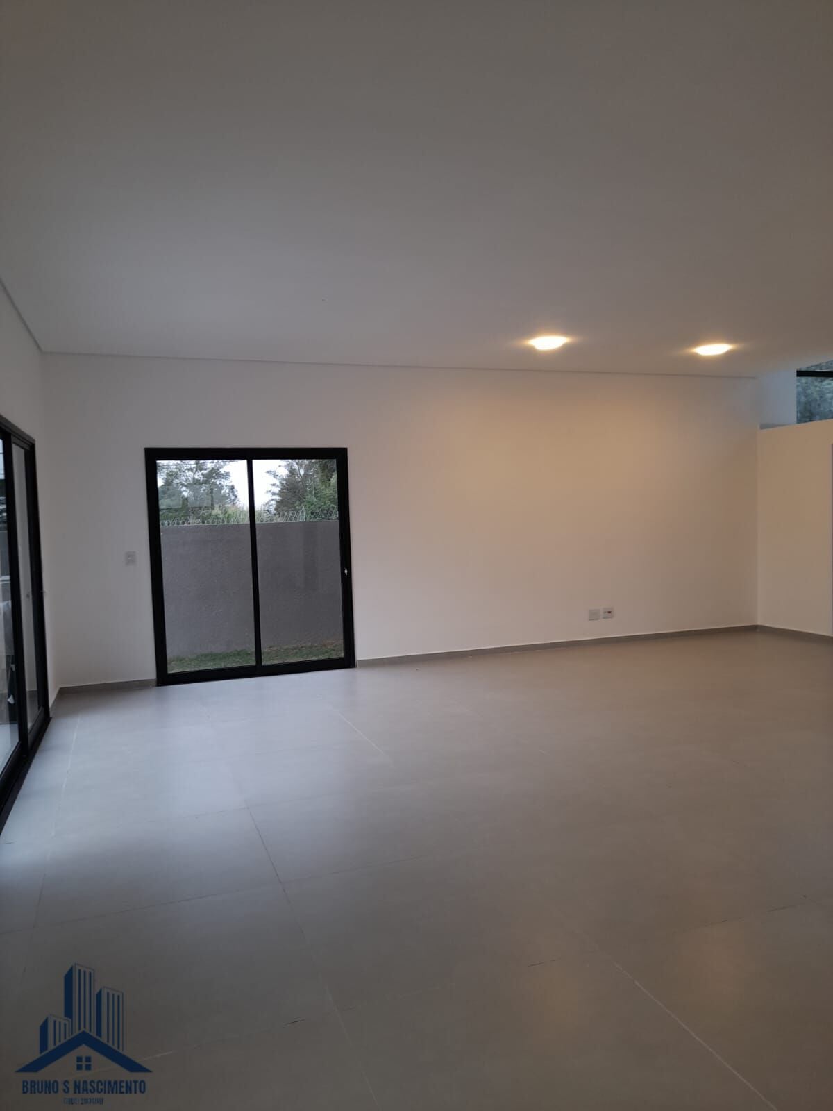 Casa à venda com 3 quartos, 1 suíte, 4 vagas e 255m² no Parque Dom Henrique, Cotia (SP) — foto 17 de 30