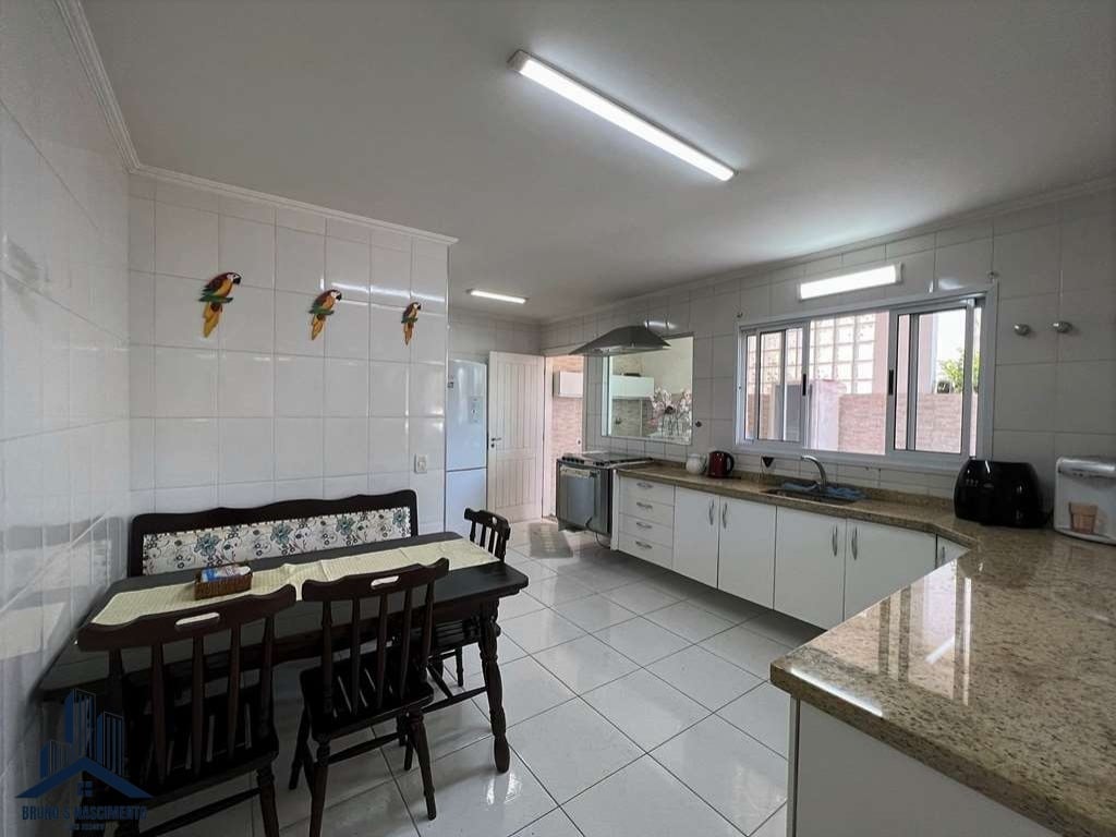 Casa à venda com 4 quartos, 4 suítes, 4 vagas e 400m² no Nova Higienópolis, Jandira (SP) — foto 20 de 30