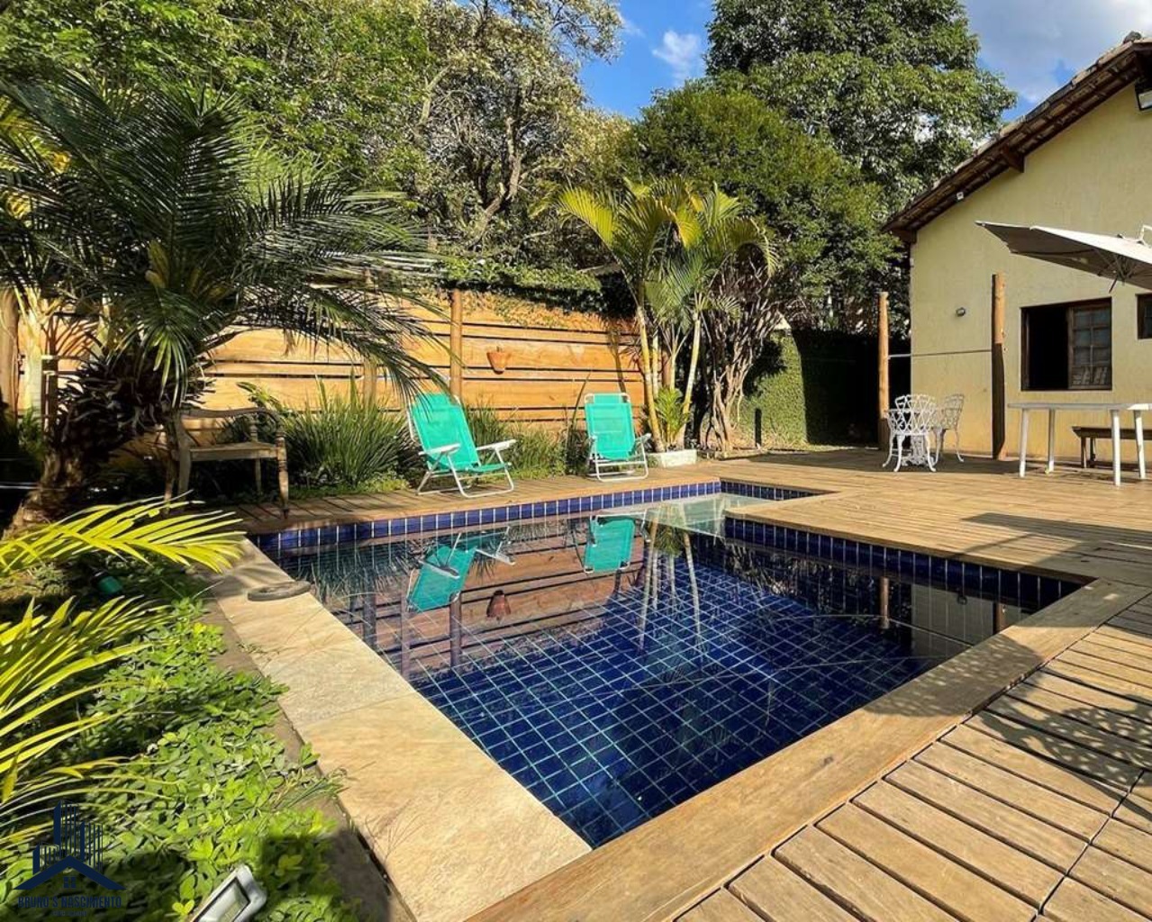 Casa à venda com 4 quartos, 1 suíte, 10 vagas e 220m² no FAZENDINHA, Carapicuíba (SP) — foto 25 de 30