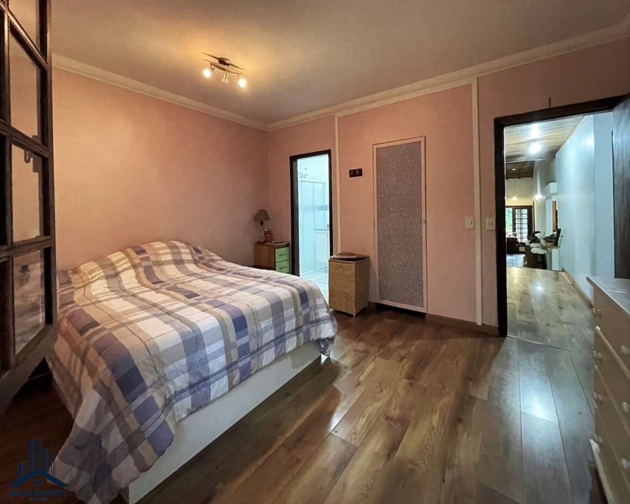 Casa à venda com 4 quartos, 1 suíte, 10 vagas e 220m² no FAZENDINHA, Carapicuíba (SP) — foto 30 de 30
