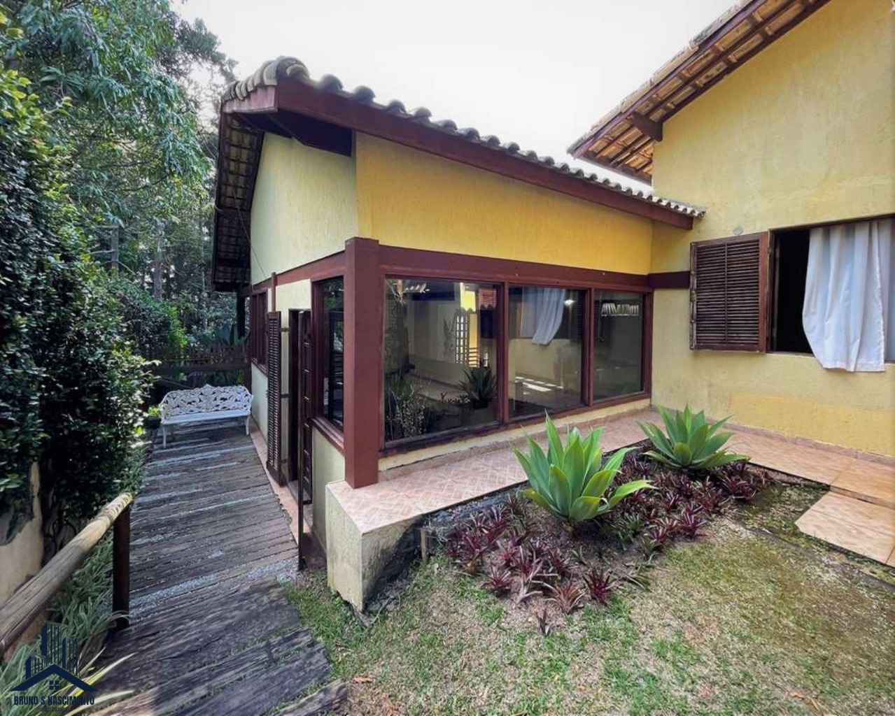 Casa à venda com 4 quartos, 1 suíte, 10 vagas e 220m² no FAZENDINHA, Carapicuíba (SP) — foto 16 de 30