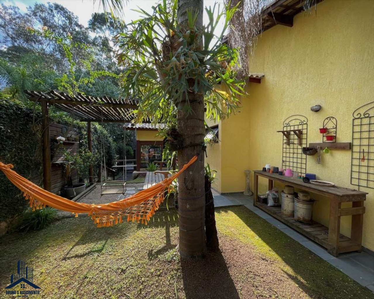 Casa à venda com 4 quartos, 1 suíte, 10 vagas e 220m² no FAZENDINHA, Carapicuíba (SP) — foto 18 de 30