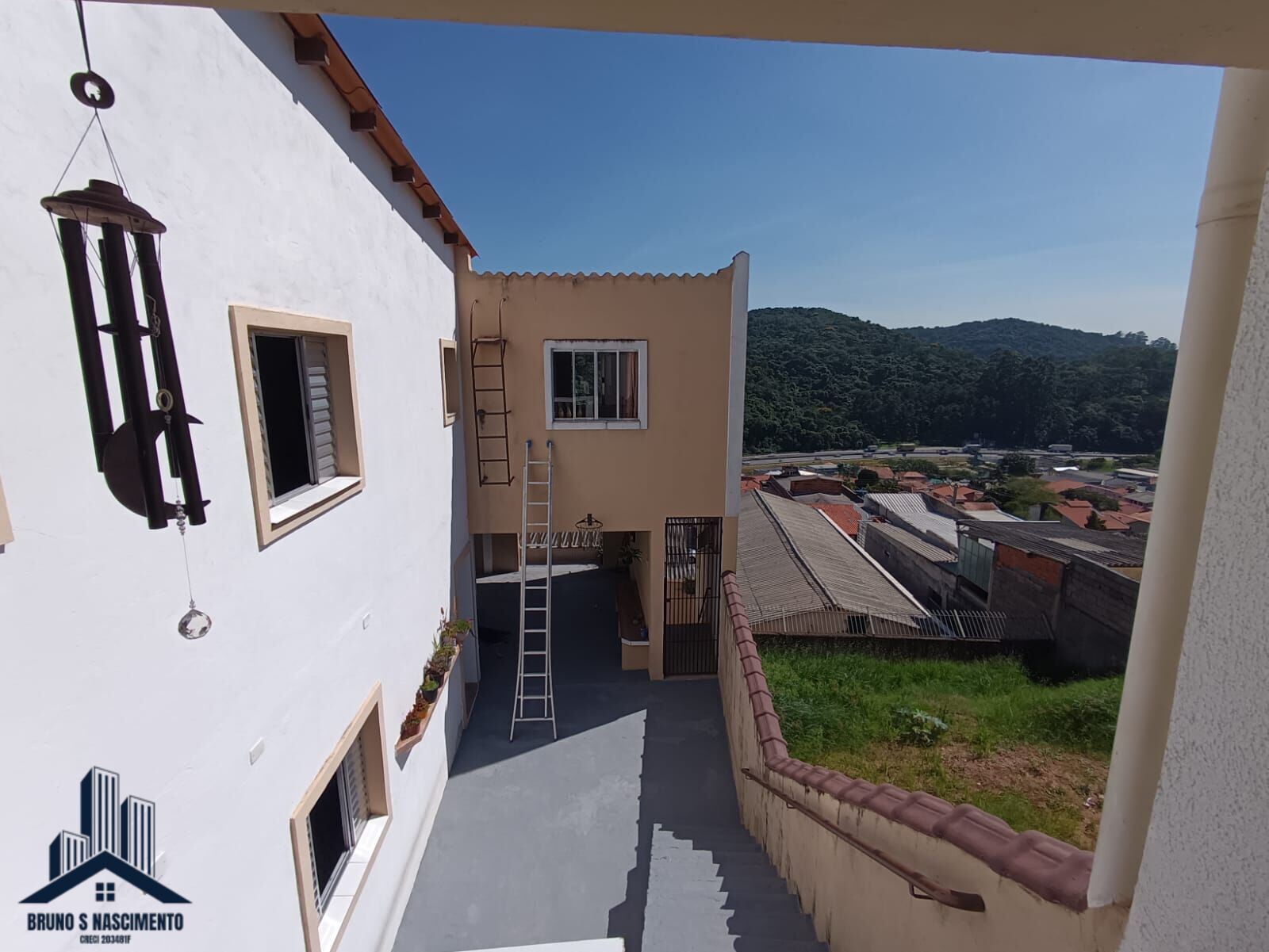 Casa à venda com 5 quartos, 1 suíte, 2 vagas e 272m² no Granja Carolina, Cotia (SP) — foto 4 de 30
