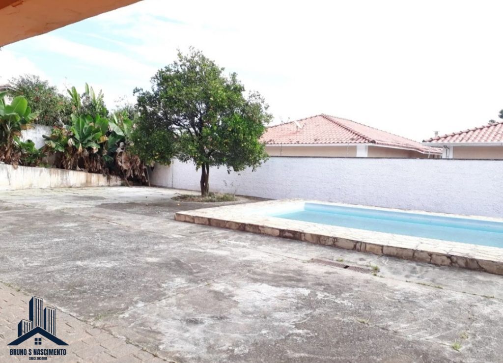 Casa à venda com 4 quartos, 2 suítes, 8 vagas e 421m² no Vila Santo Antônio, Cotia (SP) — foto 8 de 17