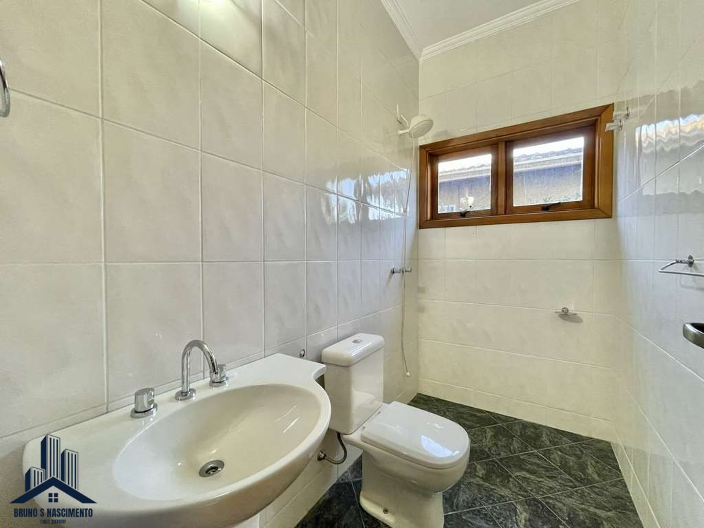 Casa à venda com 5 quartos, 2 suítes, 6 vagas e 311m² no Aldeia da Fazendinha, Carapicuíba (SP) — foto 22 de 30