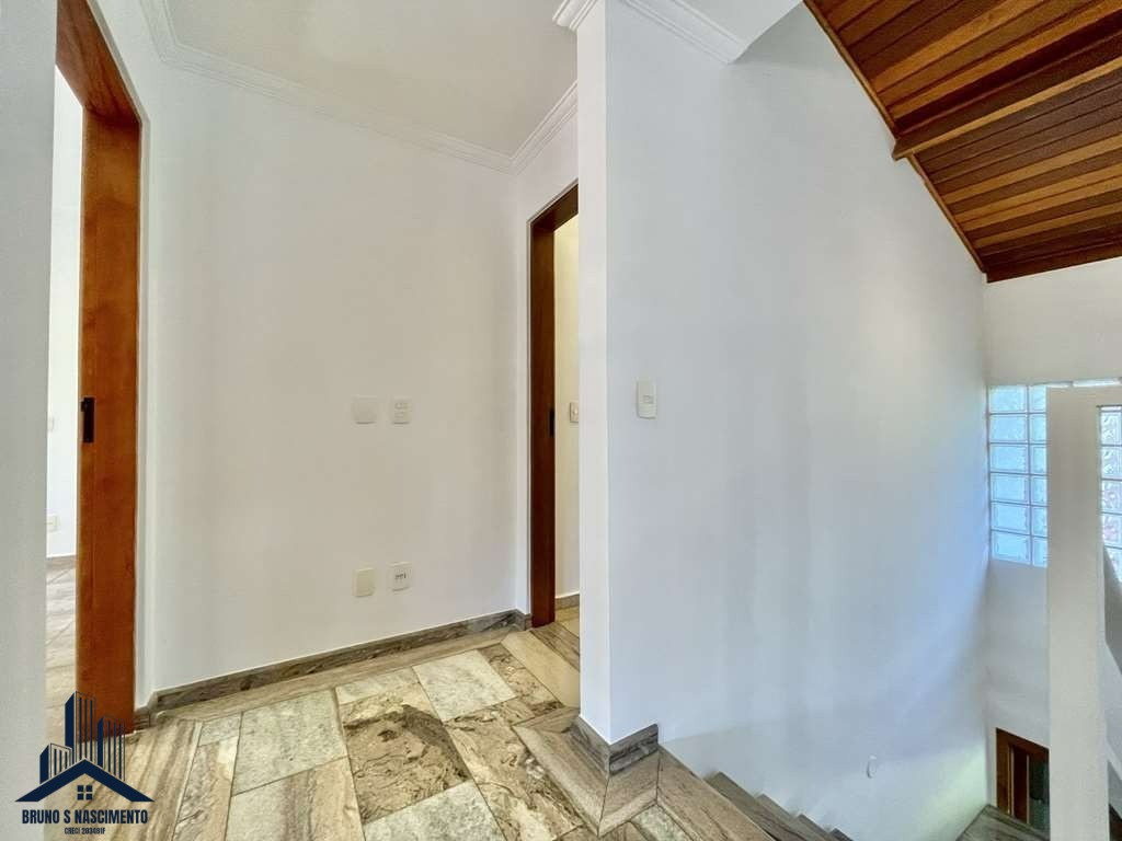 Casa à venda com 5 quartos, 2 suítes, 6 vagas e 311m² no Aldeia da Fazendinha, Carapicuíba (SP) — foto 26 de 30