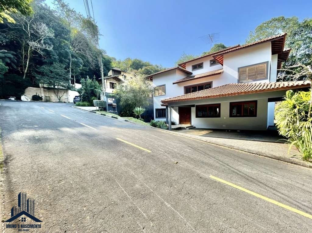 Casa à venda com 5 quartos, 2 suítes, 6 vagas e 311m² no Aldeia da Fazendinha, Carapicuíba (SP) — foto 4 de 30