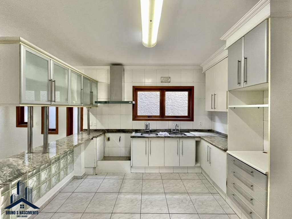 Casa à venda com 5 quartos, 2 suítes, 6 vagas e 311m² no Aldeia da Fazendinha, Carapicuíba (SP) — foto 15 de 30