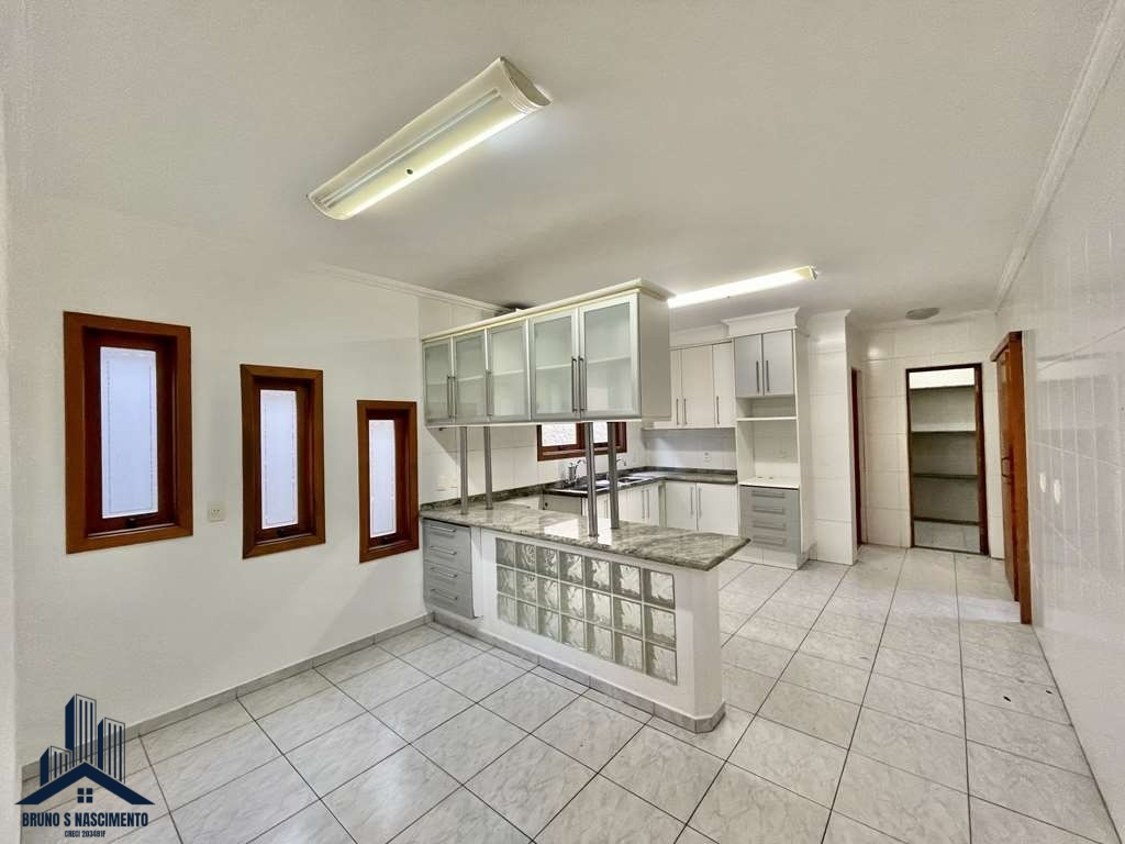 Casa à venda com 5 quartos, 2 suítes, 6 vagas e 311m² no Aldeia da Fazendinha, Carapicuíba (SP) — foto 14 de 30