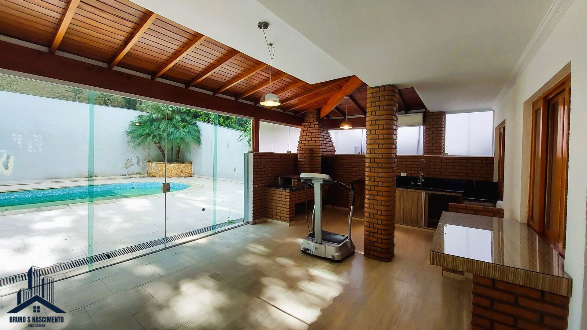 Casa para alugar com 5 quartos, 4 suítes, 4 vagas e 250m² no Pitas, Cotia (SP) — foto 13 de 30