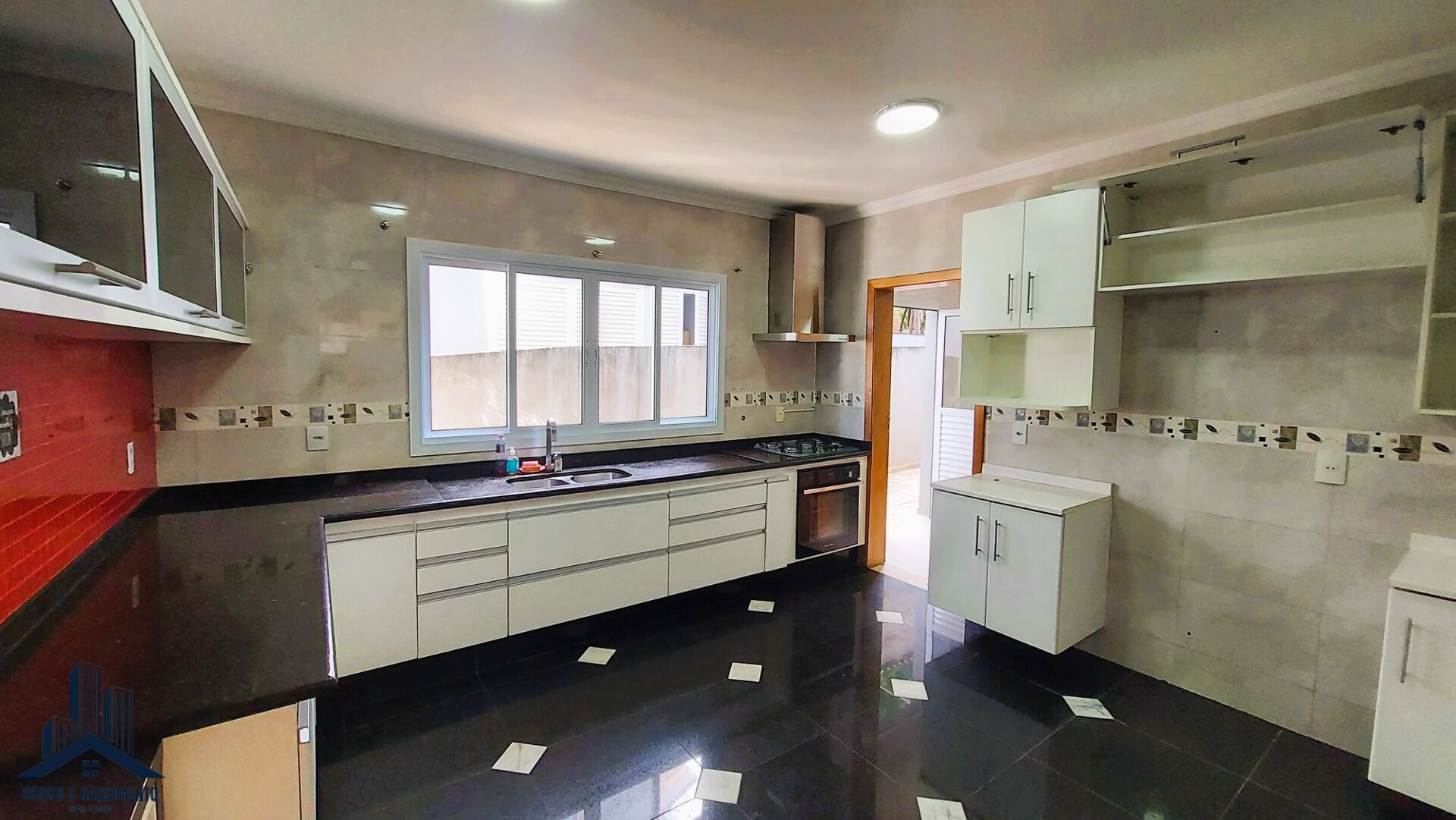 Casa para alugar com 5 quartos, 4 suítes, 4 vagas e 250m² no Pitas, Cotia (SP) — foto 18 de 30