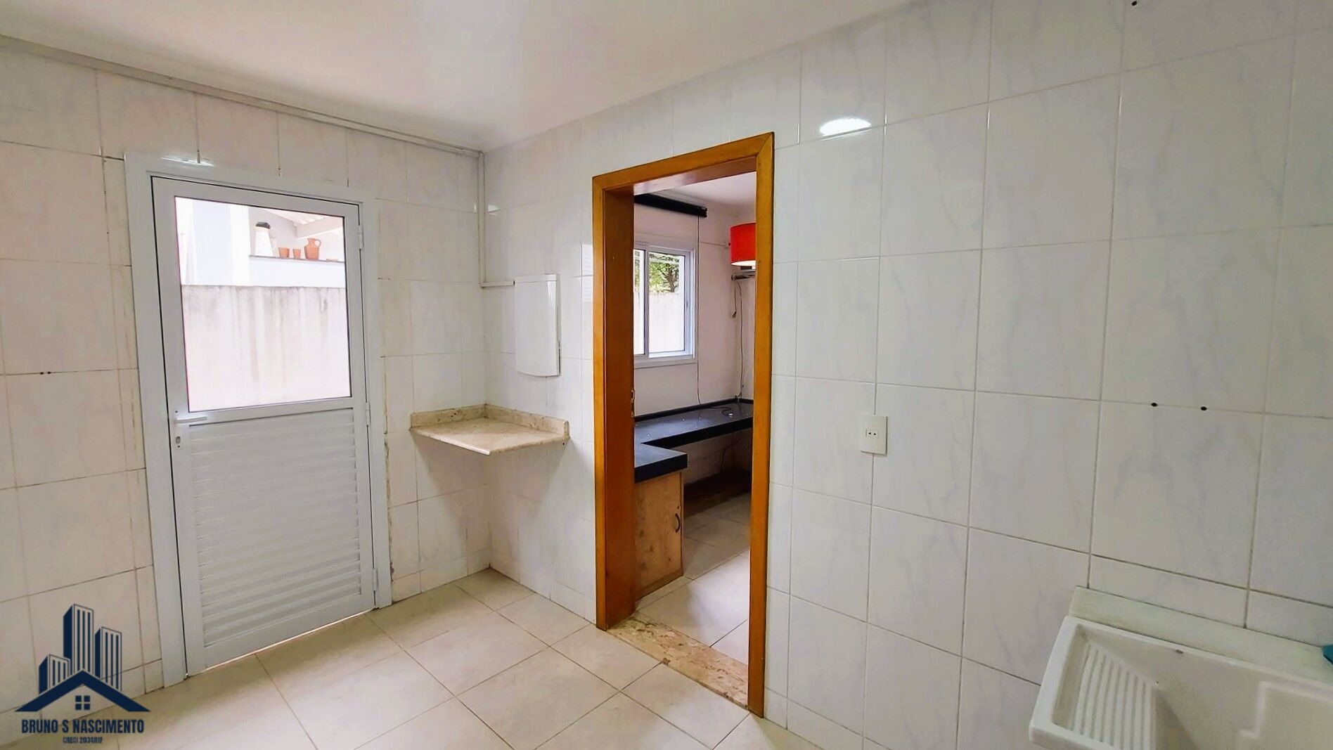 Casa para alugar com 5 quartos, 4 suítes, 4 vagas e 250m² no Pitas, Cotia (SP) — foto 22 de 30