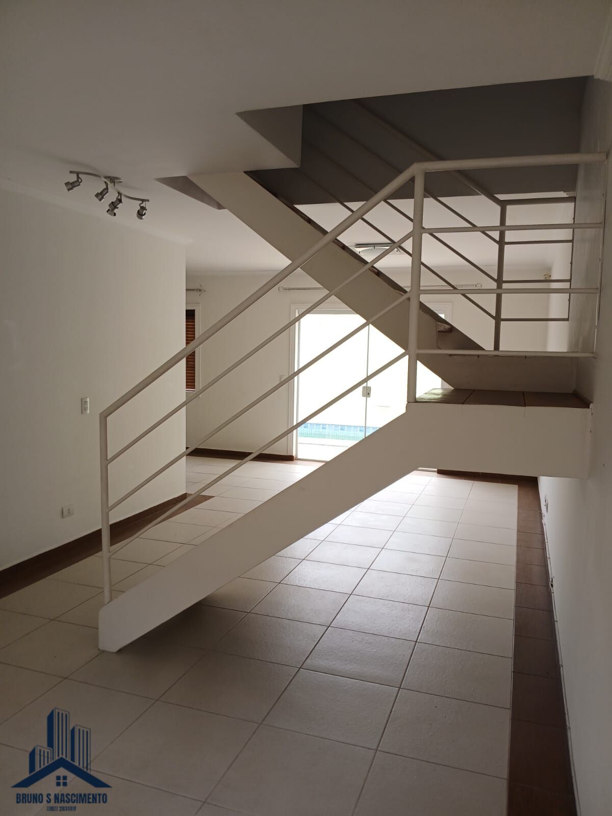 Casa à venda com 3 quartos, 1 suíte, 4 vagas e 150m² no Jardim Rebelato, Cotia (SP) — foto 7 de 27