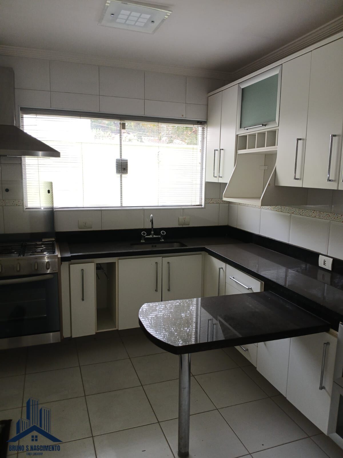 Casa à venda com 3 quartos, 1 suíte, 4 vagas e 150m² no Jardim Rebelato, Cotia (SP) — foto 16 de 27