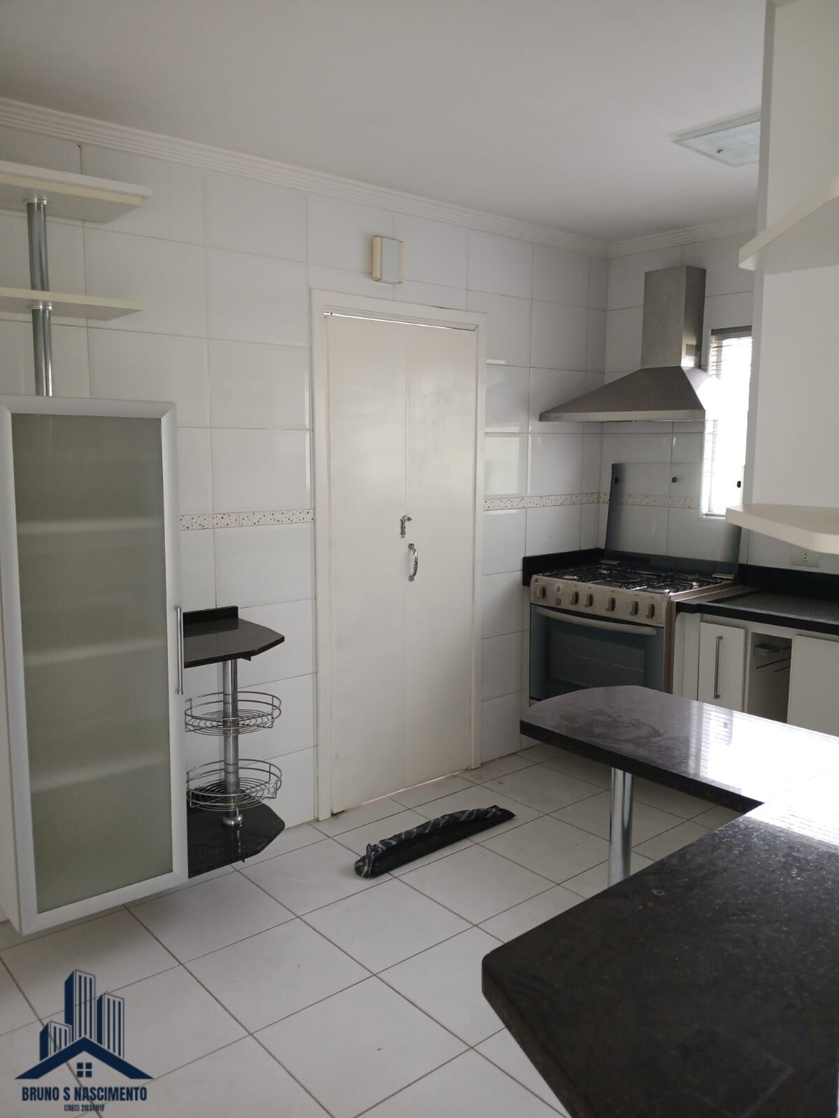 Casa à venda com 3 quartos, 1 suíte, 4 vagas e 150m² no Jardim Rebelato, Cotia (SP) — foto 14 de 27