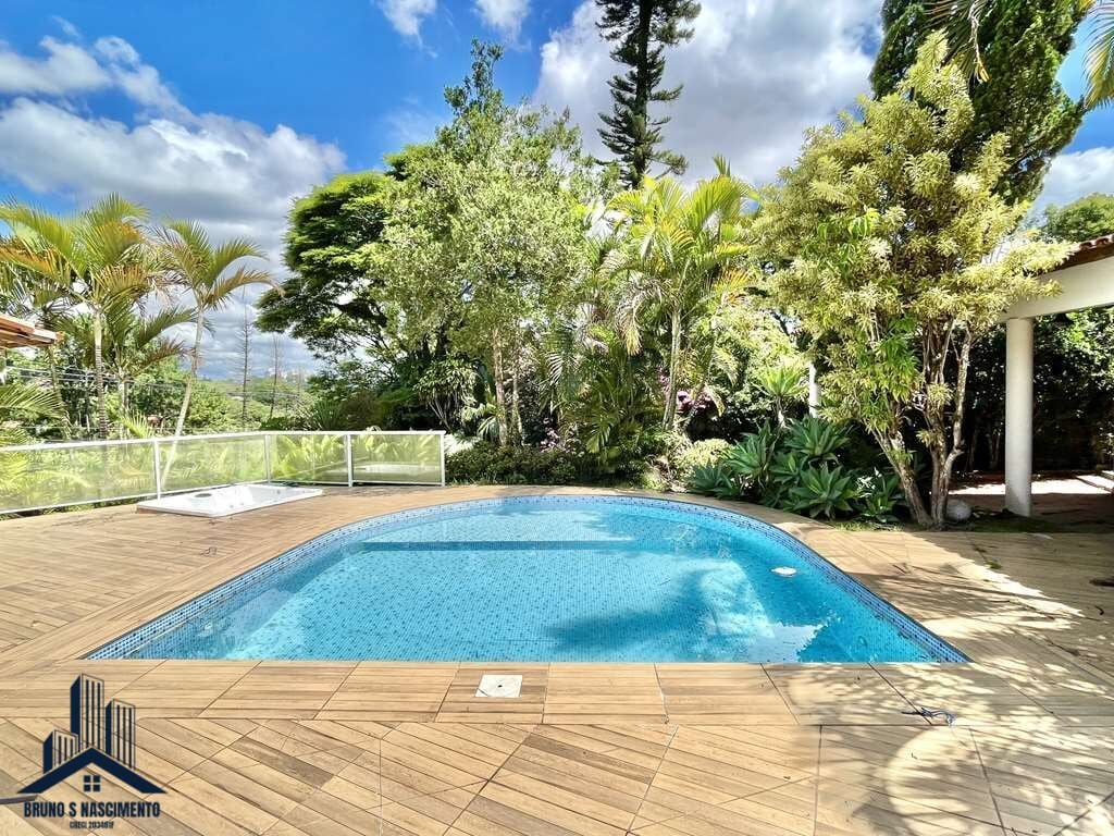 Casa à venda com 4 quartos, 1 suíte, 6 vagas e 409m² no Chácara São João, Carapicuíba (SP) — foto 4 de 30