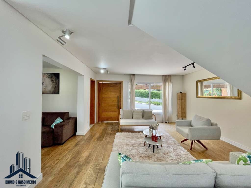 Casa à venda com 4 quartos, 2 suítes, 4 vagas e 386m² no Pousada dos Bandeirantes, Carapicuíba (SP) — foto 12 de 30