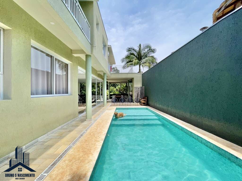 Casa à venda com 4 quartos, 2 suítes, 4 vagas e 386m² no Pousada dos Bandeirantes, Carapicuíba (SP) — foto 27 de 30