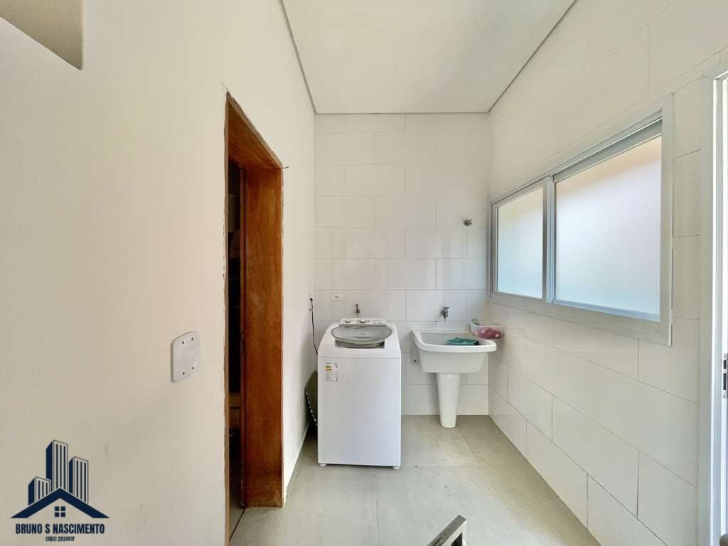 Casa à venda com 4 quartos, 2 suítes, 4 vagas e 386m² no Pousada dos Bandeirantes, Carapicuíba (SP) — foto 19 de 30