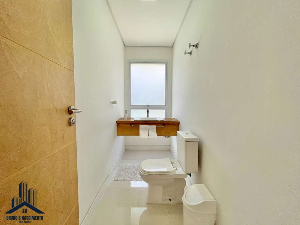 Casa à venda com 4 quartos, 2 suítes, 4 vagas e 386m² no Pousada dos Bandeirantes, Carapicuíba (SP) — foto 10 de 30