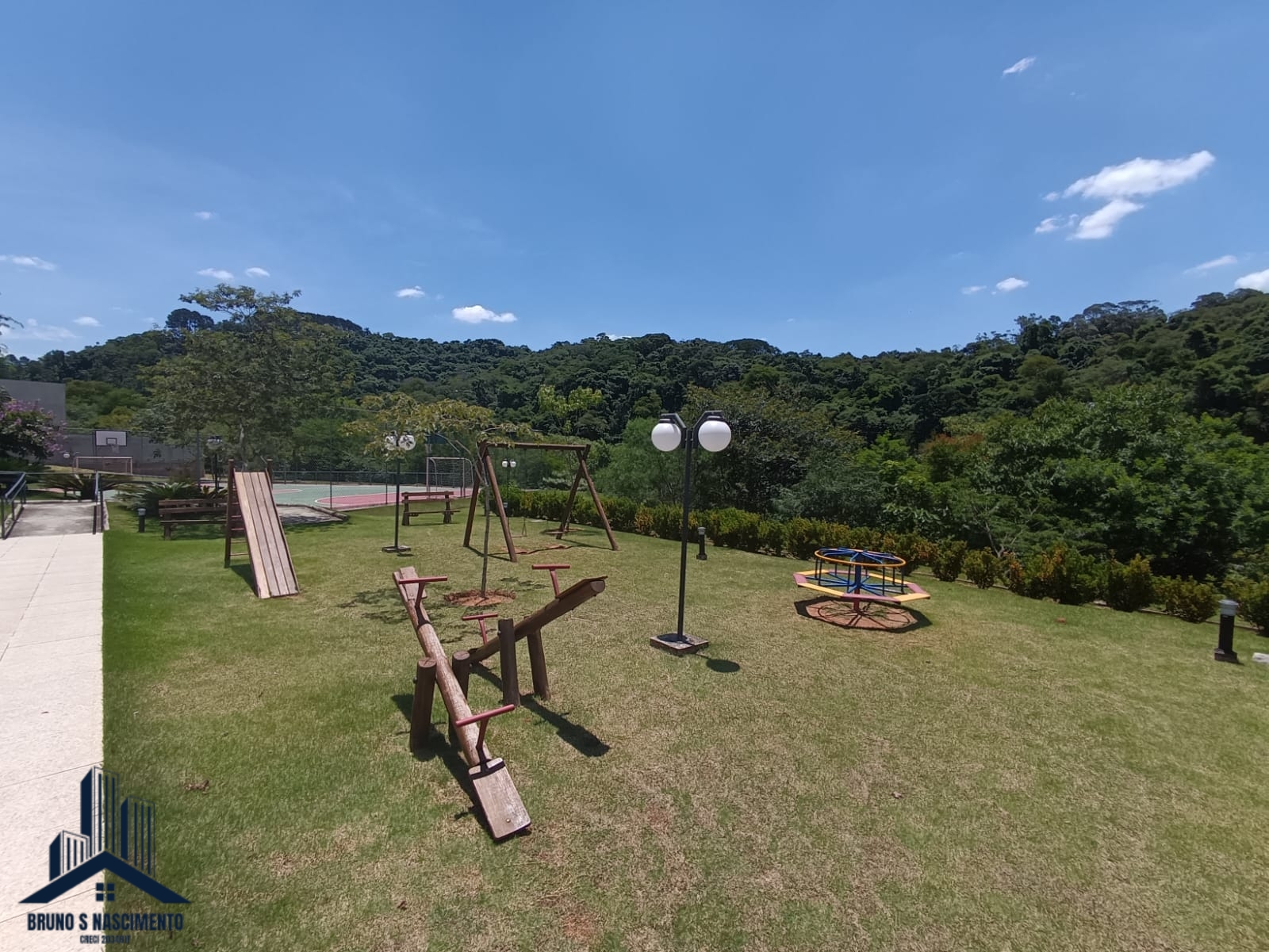 Casa à venda com 3 quartos, 1 suíte, 6 vagas e 160m² no Capuava, Embu das Artes (SP) — foto 23 de 30