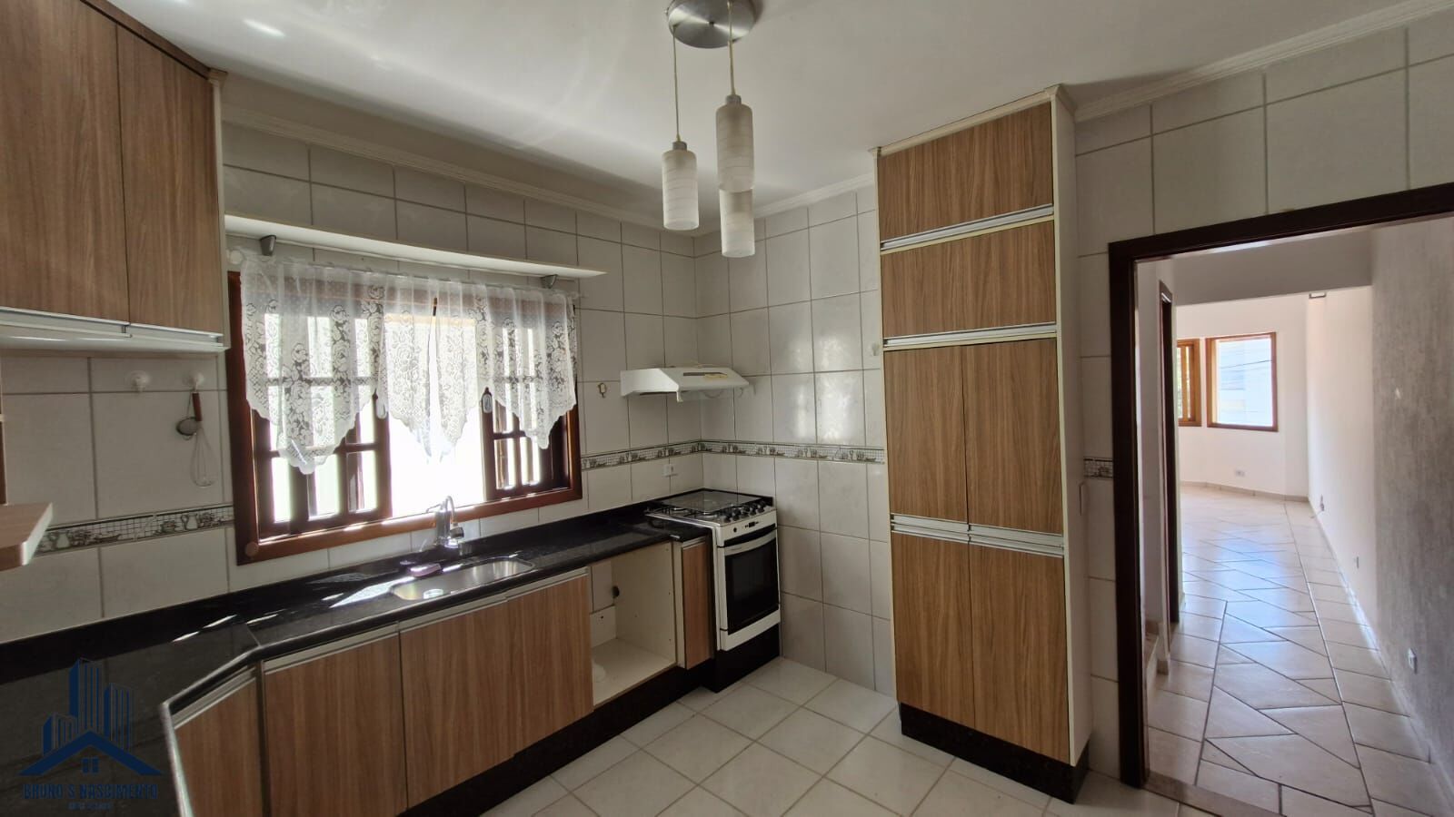 Casa à venda com 2 quartos, 2 banheiros, 2 vagas e 165m² no Jardim Rio das Pedras, Cotia (SP) — foto 4 de 15