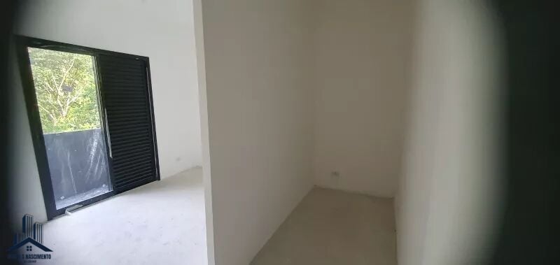 Casa à venda com 4 quartos, 4 suítes, 6 vagas e 240m² no Transurb, Itapevi (SP) — foto 9 de 20