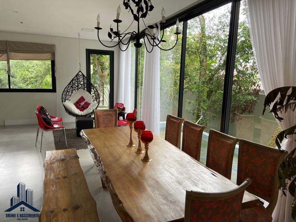 Casa à venda com 3 quartos, 1 suíte, 12 vagas e 427m² no Terras do Madeira, Carapicuíba (SP) — foto 14 de 30