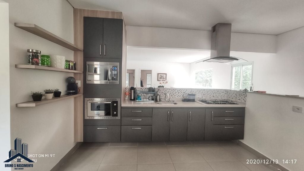 Casa à venda com 4 quartos, 1 suíte, 2 vagas e 180m² no Jardim Barbacena, Cotia (SP) — foto 4 de 11