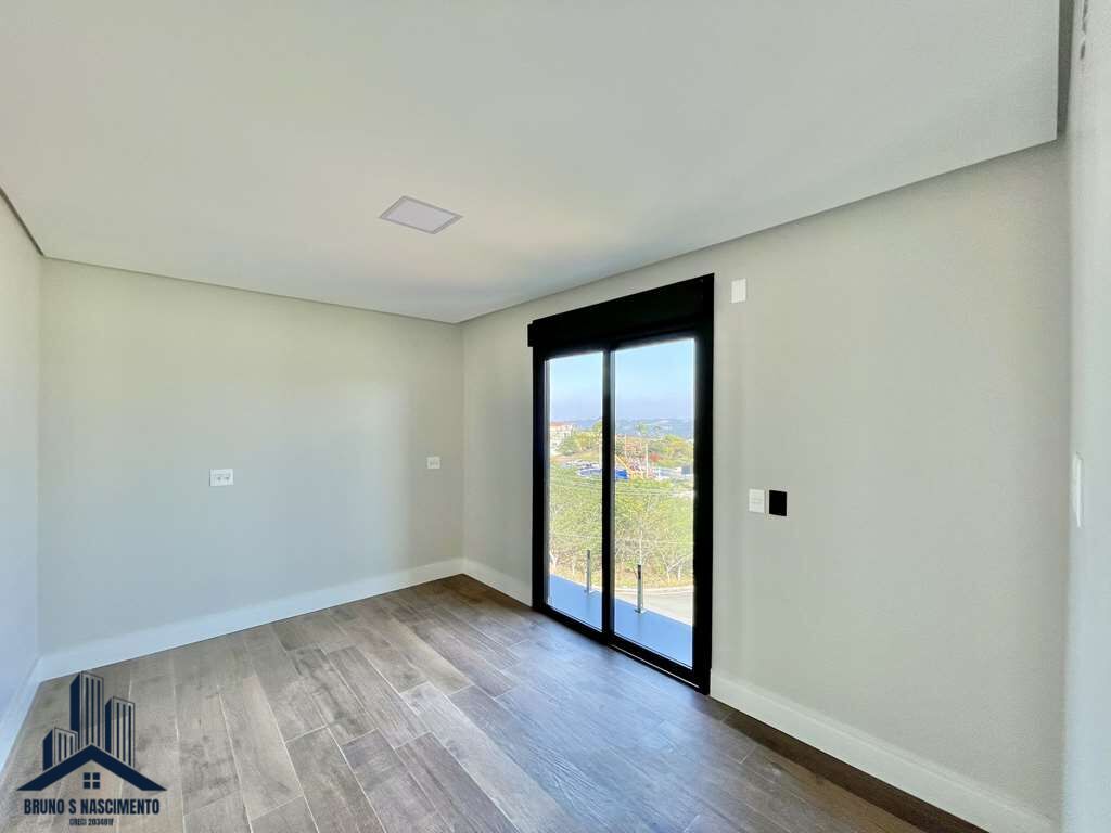 Casa à venda com 3 quartos, 1 suíte, 2 vagas e 119m² no Sítio Boa Vista, Cotia (SP) — foto 29 de 30