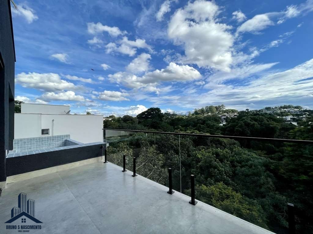 Casa à venda com 4 quartos, 4 suítes, 6 vagas e 400m² no Golf Gardens, Carapicuíba (SP) — foto 21 de 30