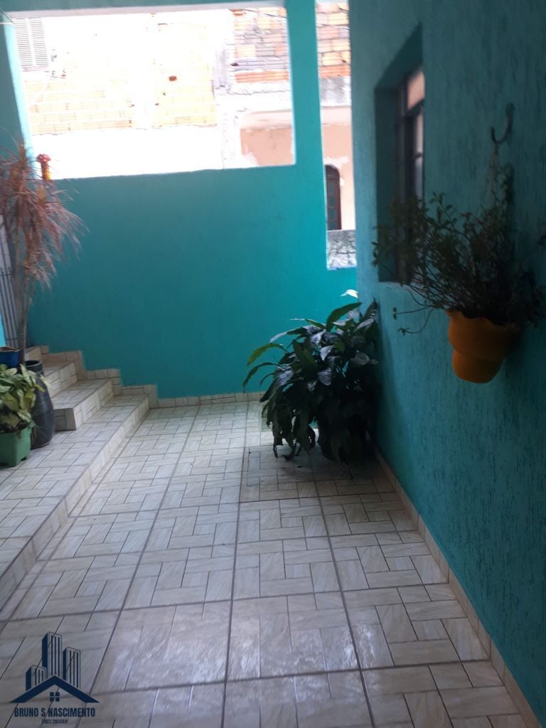 Casa à venda com 6 quartos, 1 suíte, 5 vagas e 250m² no Jardim Lina, Cotia (SP) — foto 4 de 29