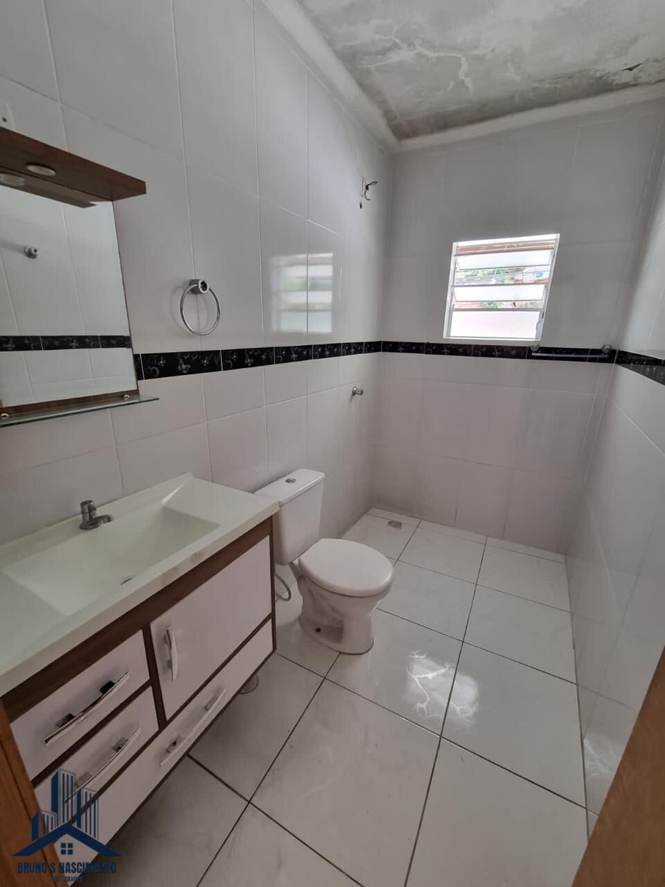 Casa à venda com 6 quartos, 1 suíte, 5 vagas e 250m² no Jardim Lina, Cotia (SP) — foto 19 de 29