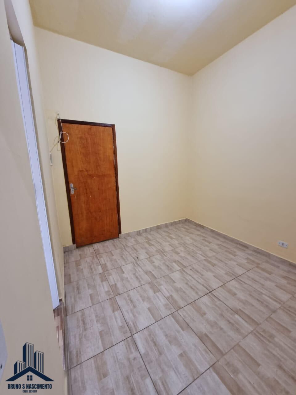 Casa à venda com 6 quartos, 1 suíte, 5 vagas e 250m² no Jardim Lina, Cotia (SP) — foto 24 de 29