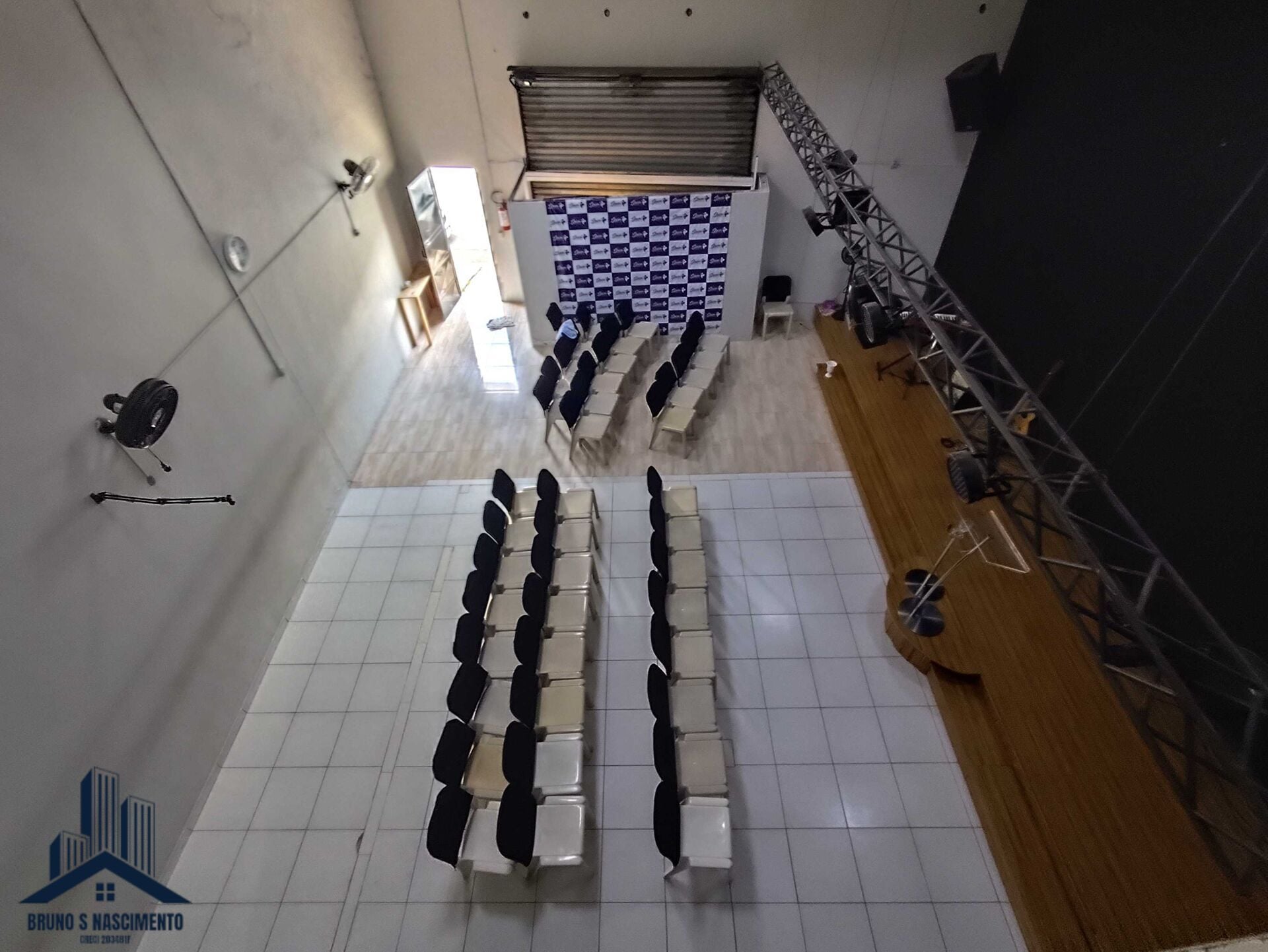 Comercial para alugar com 3 banheiros e 100m² no Jardim Nomura, Cotia (SP) — foto 4 de 13