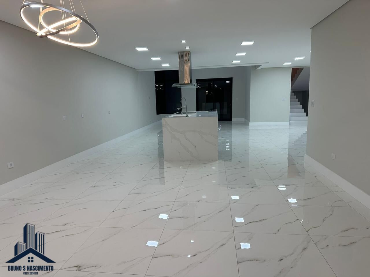 Casa à venda com 3 quartos, 1 suíte, 4 vagas e 382m² no Jardim Rosemary, Itapevi (SP) — foto 6 de 30