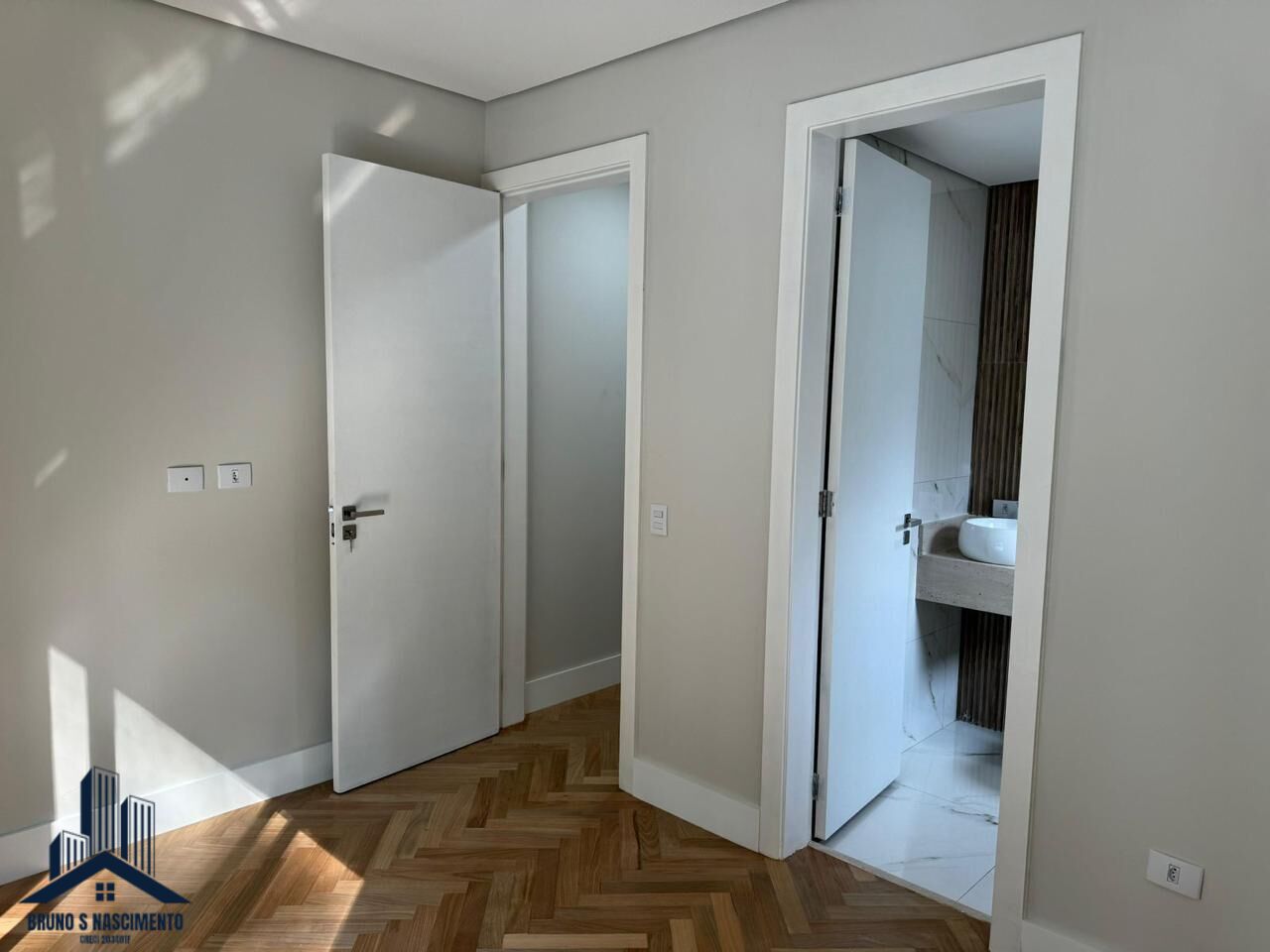 Casa à venda com 3 quartos, 1 suíte, 4 vagas e 382m² no Jardim Rosemary, Itapevi (SP) — foto 13 de 30