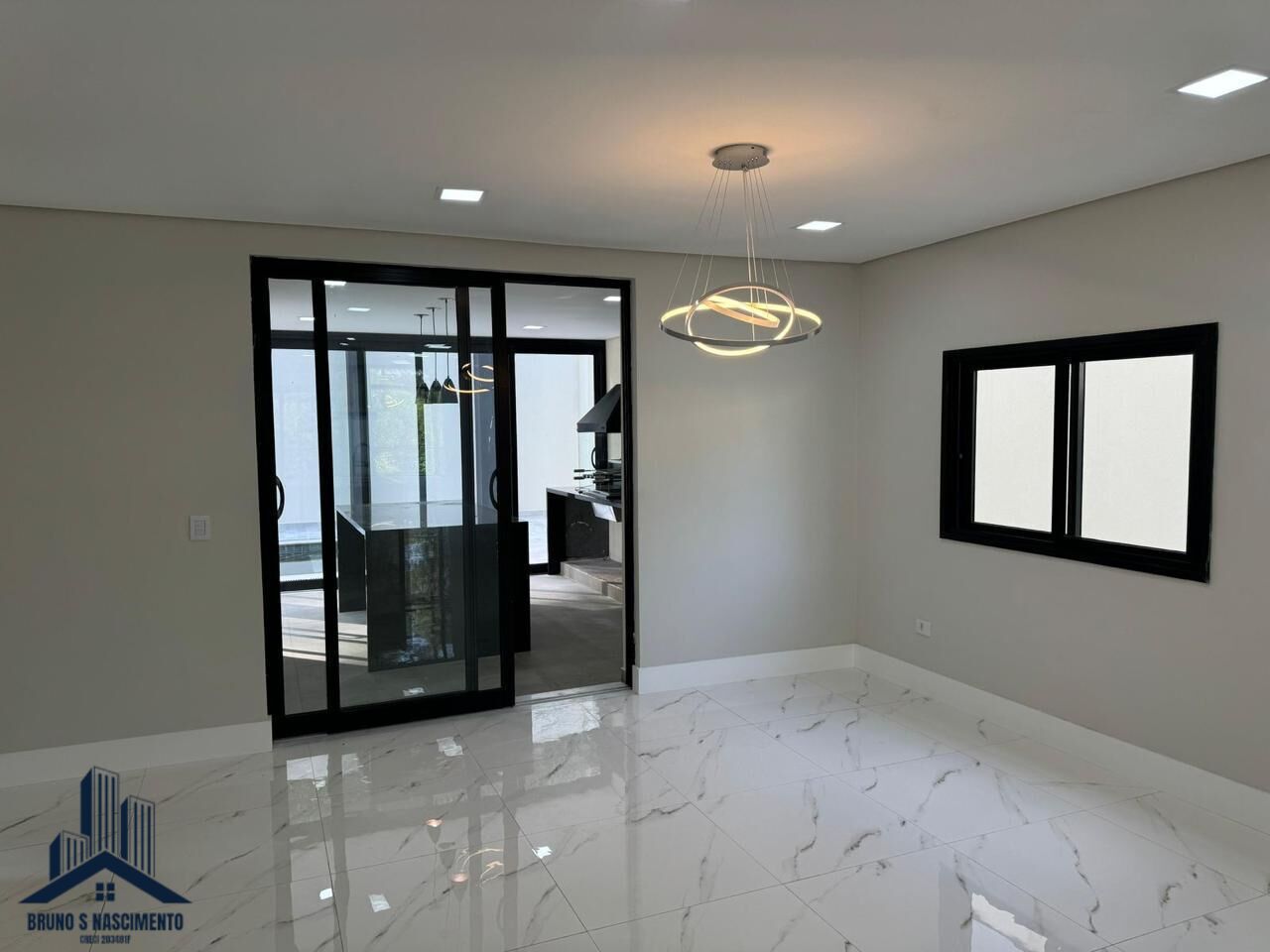 Casa à venda com 3 quartos, 1 suíte, 4 vagas e 382m² no Jardim Rosemary, Itapevi (SP) — foto 18 de 30