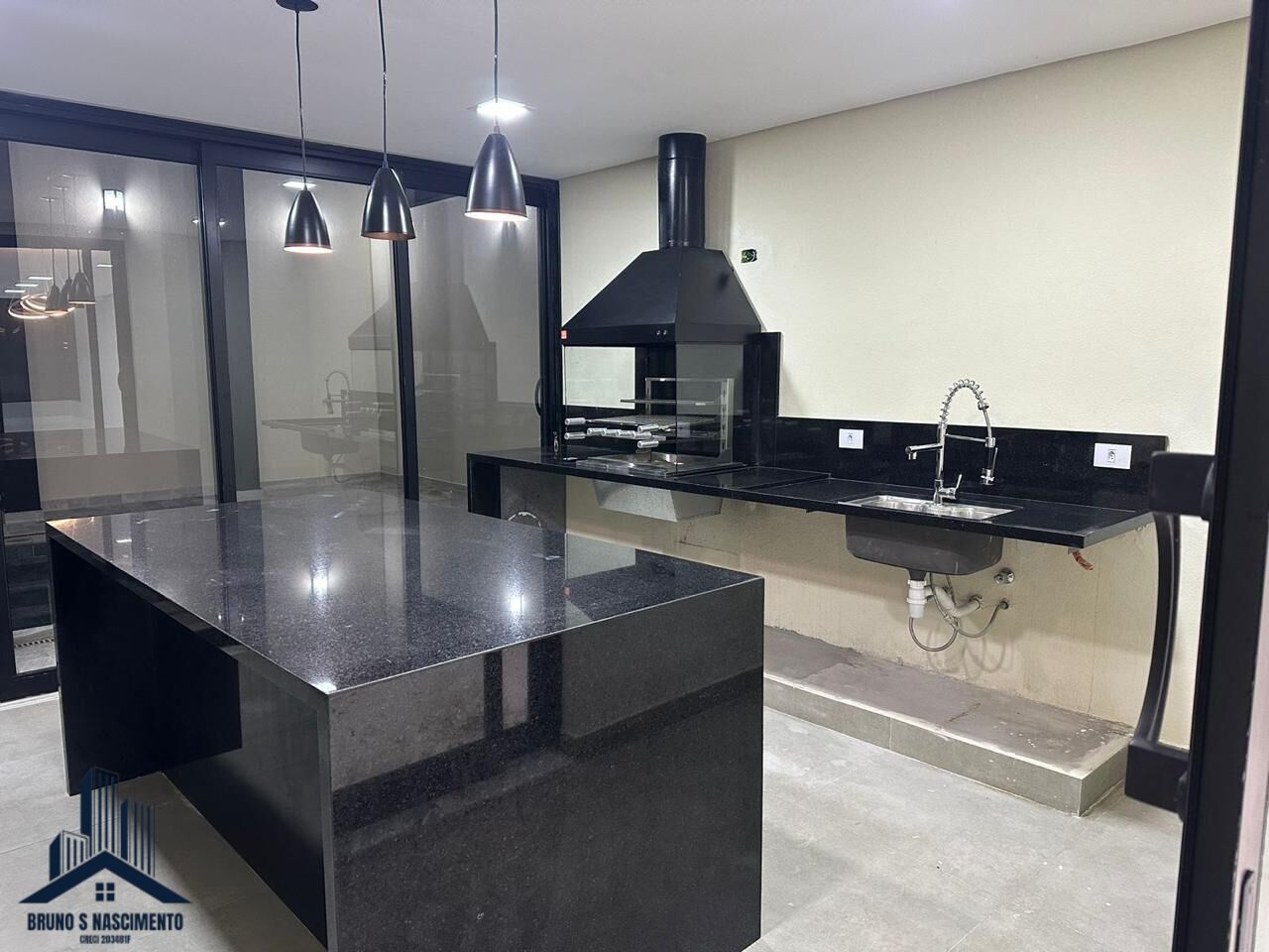 Casa à venda com 3 quartos, 1 suíte, 4 vagas e 382m² no Jardim Rosemary, Itapevi (SP) — foto 19 de 30