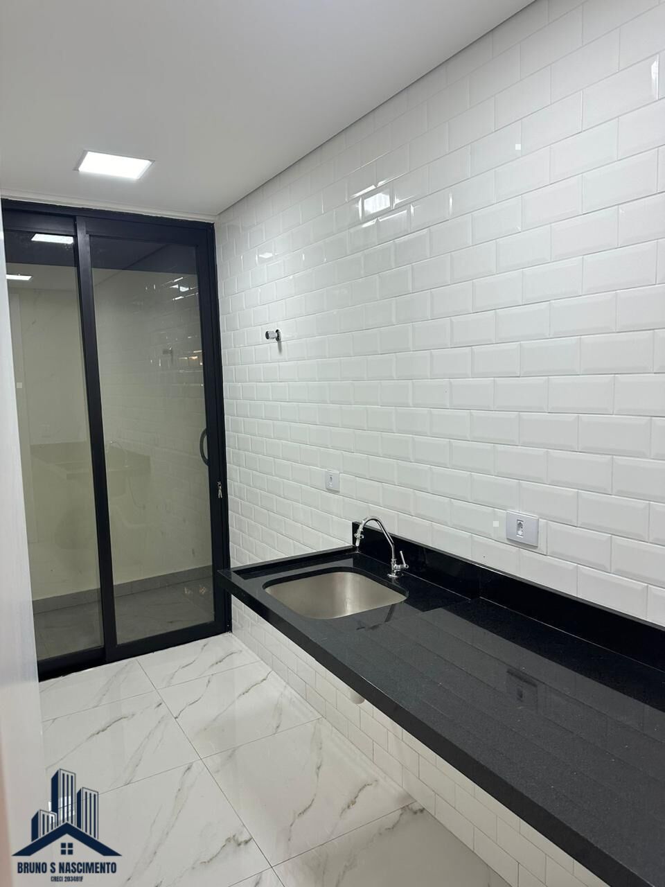 Casa à venda com 3 quartos, 1 suíte, 4 vagas e 382m² no Jardim Rosemary, Itapevi (SP) — foto 25 de 30