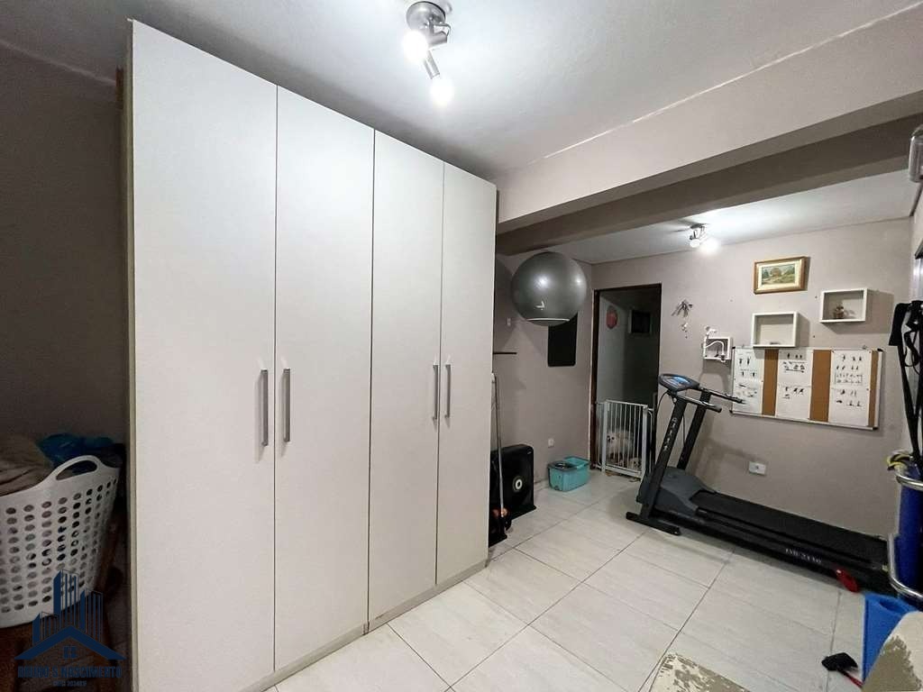 Casa à venda com 3 quartos, 3 suítes, 7 vagas e 180m² no Jardim Semiramis, Cotia (SP) — foto 29 de 30