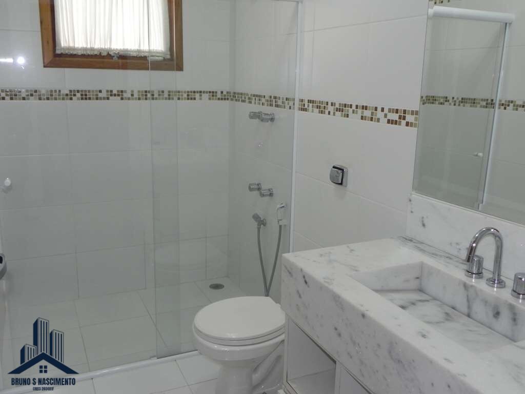 Casa para alugar com 5 quartos, 5 suítes, 6 vagas e 890m² no Chácara Santa Lúcia, Carapicuíba (SP) — foto 26 de 30