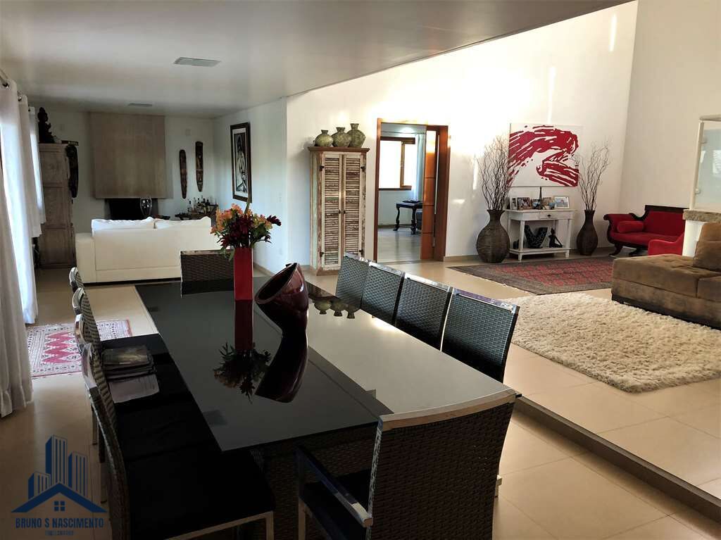 Casa para alugar com 5 quartos, 5 suítes, 6 vagas e 890m² no Chácara Santa Lúcia, Carapicuíba (SP) — foto 16 de 30