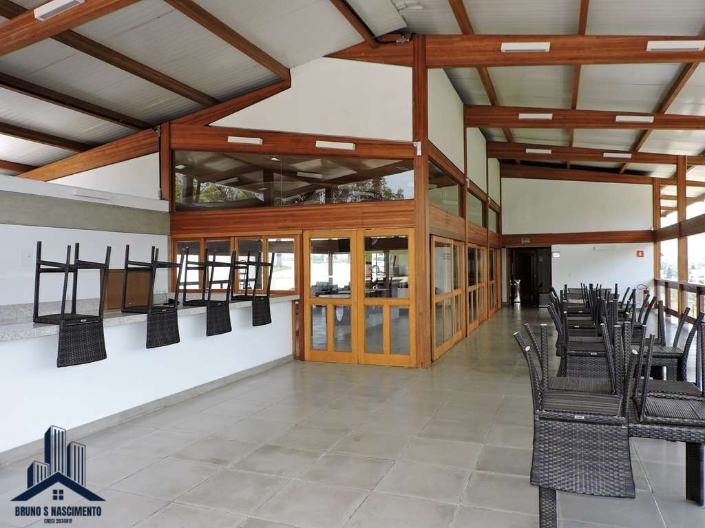 Casa à venda com 4 quartos, 4 suítes, 4 vagas e 307m² no Granja Viana, Carapicuíba (SP) — foto 13 de 30
