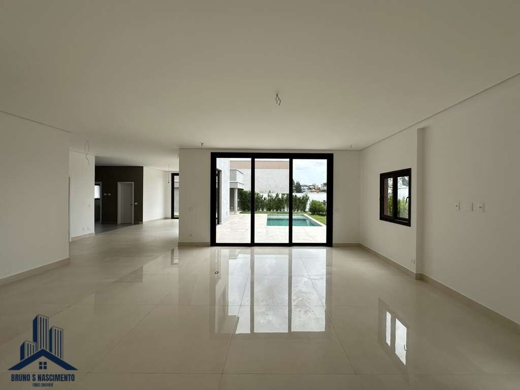 Casa à venda com 4 quartos, 4 suítes, 4 vagas e 307m² no Granja Viana, Carapicuíba (SP) — foto 19 de 30