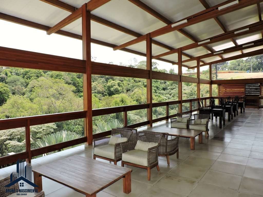 Casa à venda com 4 quartos, 4 suítes, 4 vagas e 307m² no Granja Viana, Carapicuíba (SP) — foto 9 de 30