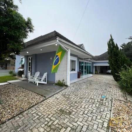 Casa à venda no bairro Lagoa dos Esteves em Balneário Rincão/SC