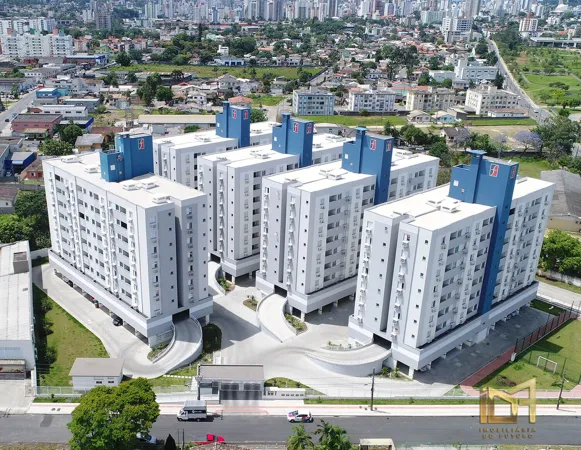 Apartamento à venda no bairro Santa Bárbara em Criciúma/SC