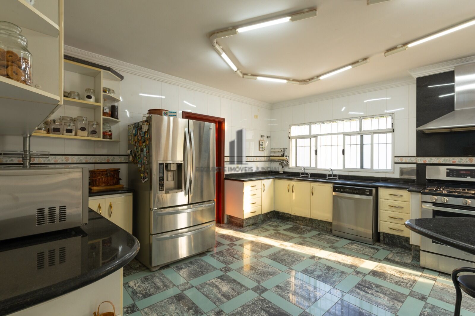 Casa, 4 quartos, 250 m² - Foto 15
